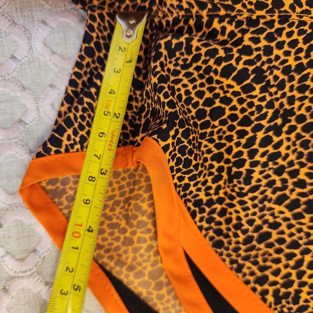 Nike Women's Tempo Dri-FIT Mid Rise Running Shorts Orange Animal Print, Size XS - Picture 11 of 12